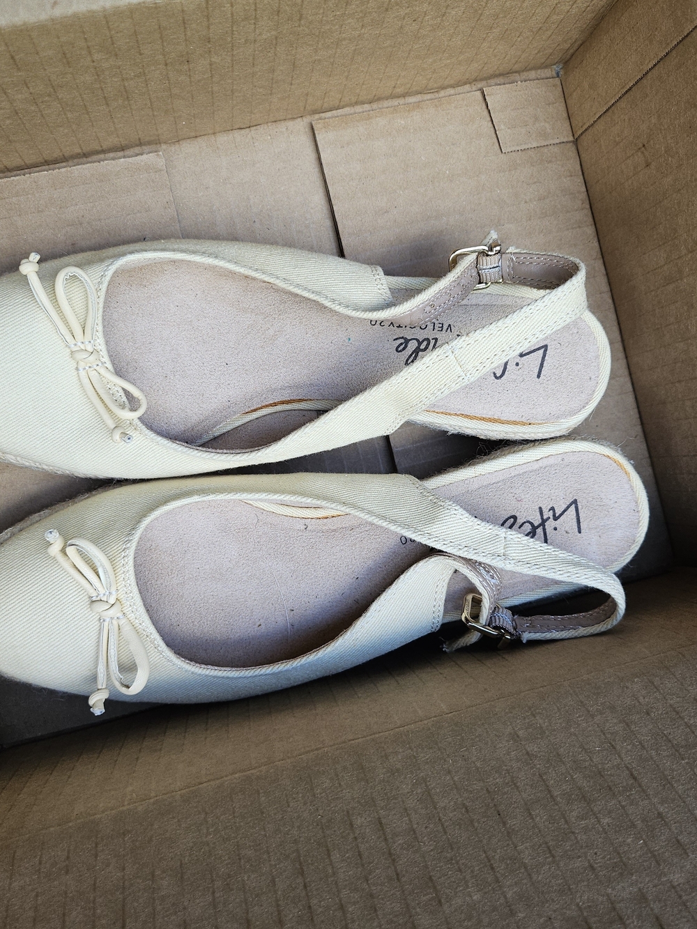 Life Stride Cream Slingback Bow Espadrille Flats New Without Box